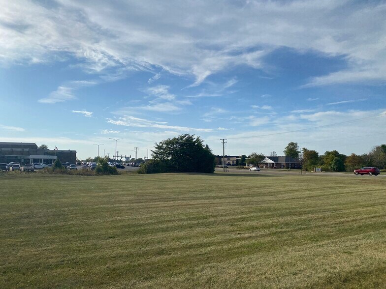 More Photos Of Gateway Drive, Sycamore Land For Sale