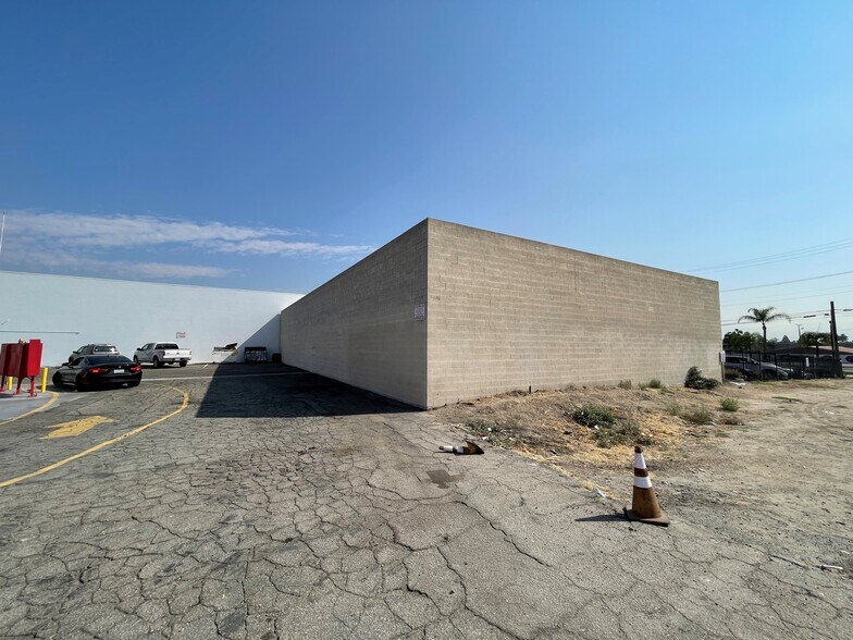 More Photos Of 460 S Stoddard Ave, San Bernardino Office For Sale