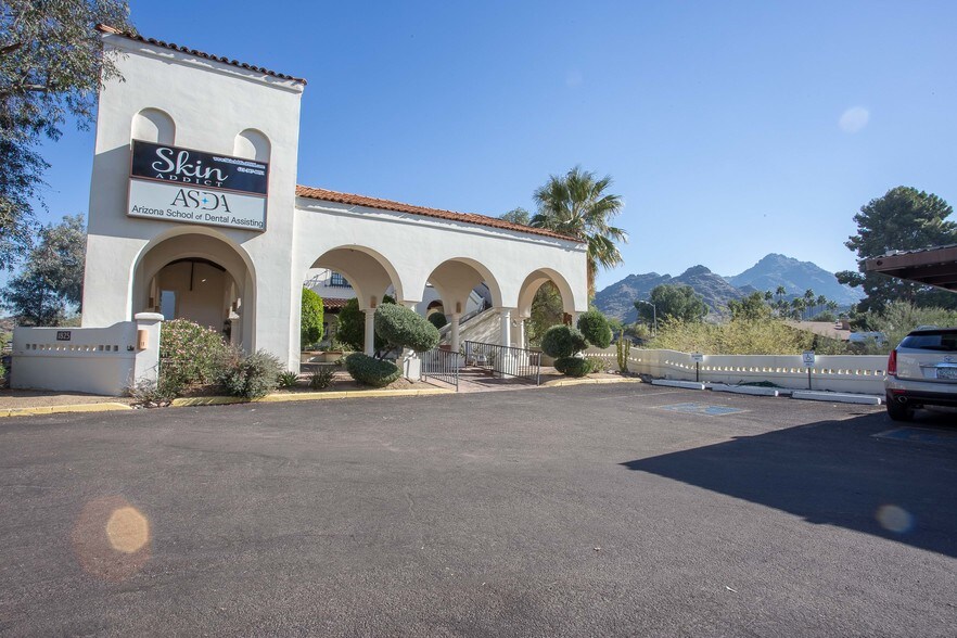 More Photos Of 1825-1845 E Northern Ave, Phoenix Office For Lease