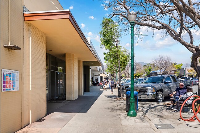 More Photos Of 215-221 Yale Ave, Claremont Storefront Retail Office For Sale