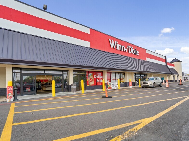 More Photos Of 2302 W Thomas St, Hammond Unknown For Lease