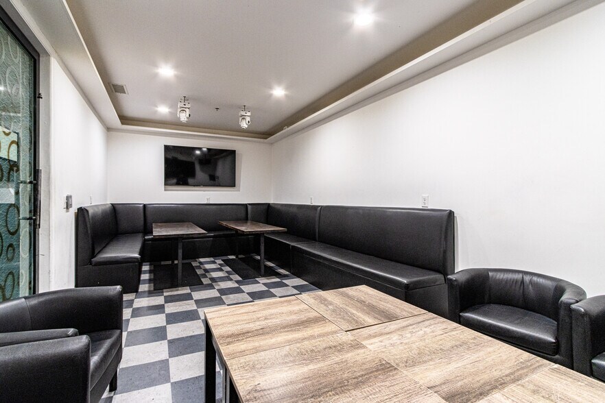 More Photos Of 1865 Post St, San Francisco General Retail For Sale