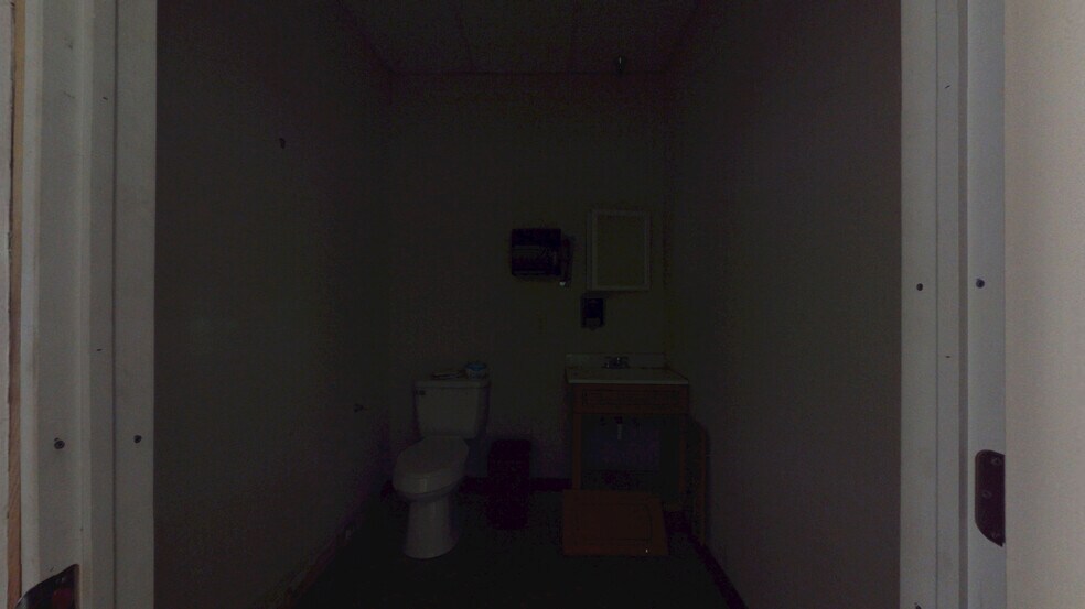 More Photos Of 45 S New York Ave, Galloway Unknown For Lease