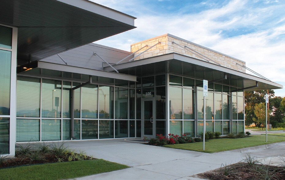 More Photos Of 2451 Stone Myers Pky, Grapevine Office For Lease