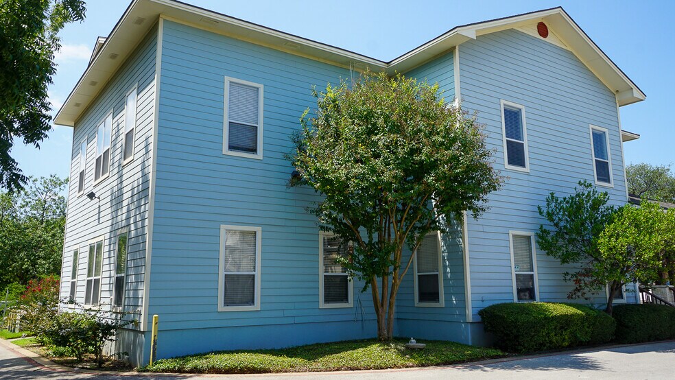 More Photos Of 309 W Main St, Round Rock Office For Lease