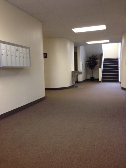 More Photos Of 101 Rt 130, Cinnaminson Unknown For Lease