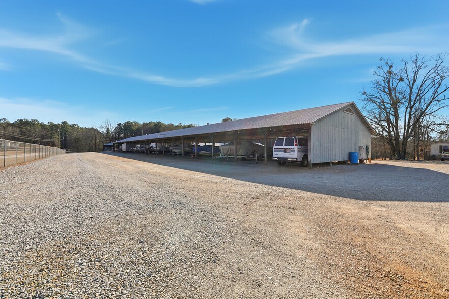 More Photos Of 2540 Silver Shoals rd, Toccoa Flex For Sale