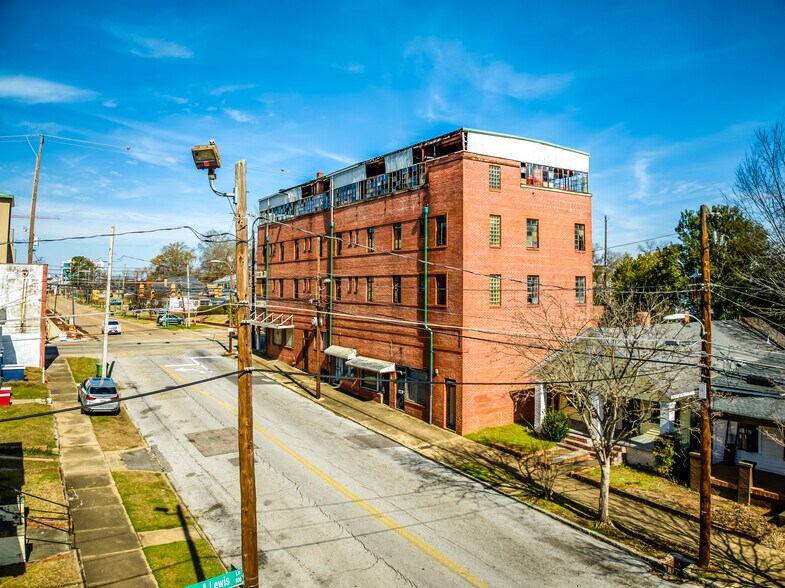 More Photos Of 902 Highland Ave, Montgomery Hotel For Sale