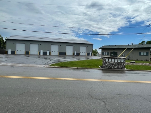 Primary Photo Of 415 Guernsey Ln, Red Wing Warehouse For Lease