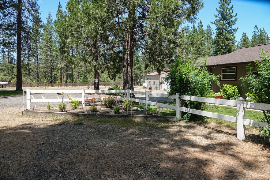 More Photos Of 4216 N Highway 3, Etna Land For Sale