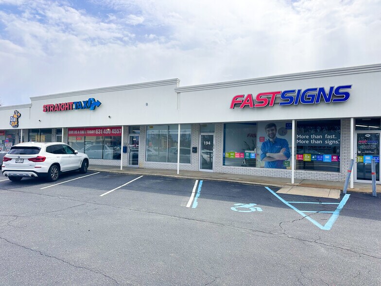 Primary Photo Of 180-196 W Sunrise Hwy, Lindenhurst Storefront For Sale