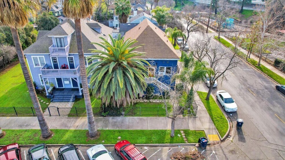 More Photos Of 2611 Alhambra, Sacramento Apartments For Sale