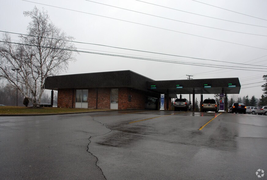 More Photos Of 7001 Highland Rd, White Lake Township Bank For Sale