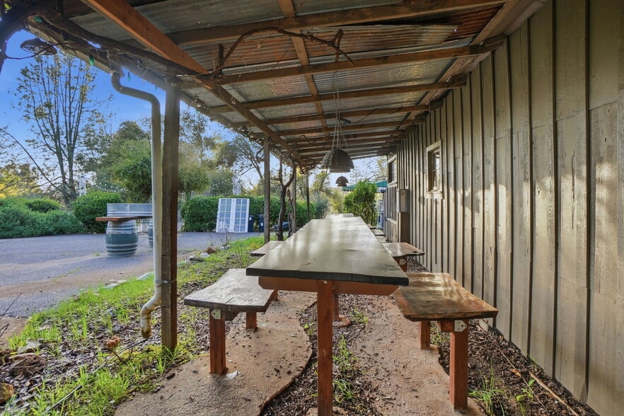 More Photos Of 21645 Parrotts Ferry Rd, Sonora Specialty For Sale