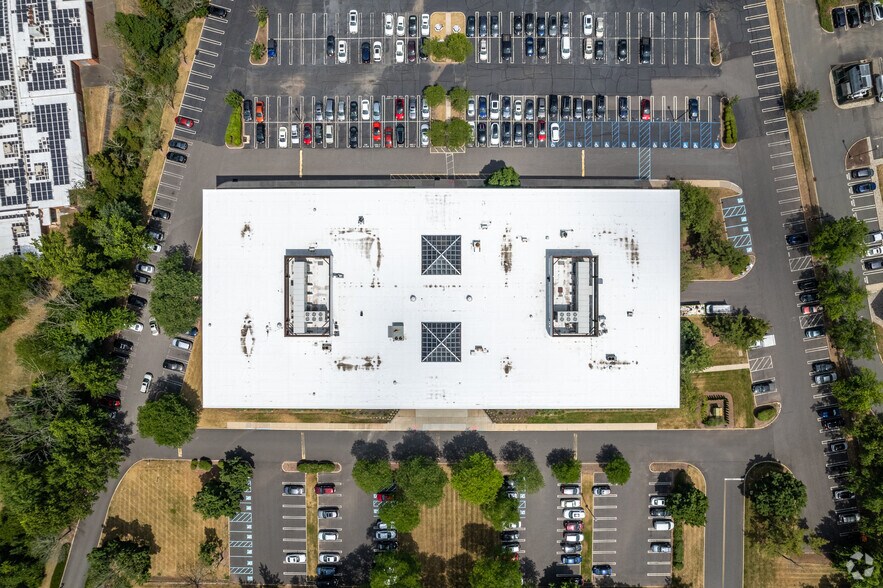 More Photos Of 371 Hoes Ln, Piscataway Office For Lease