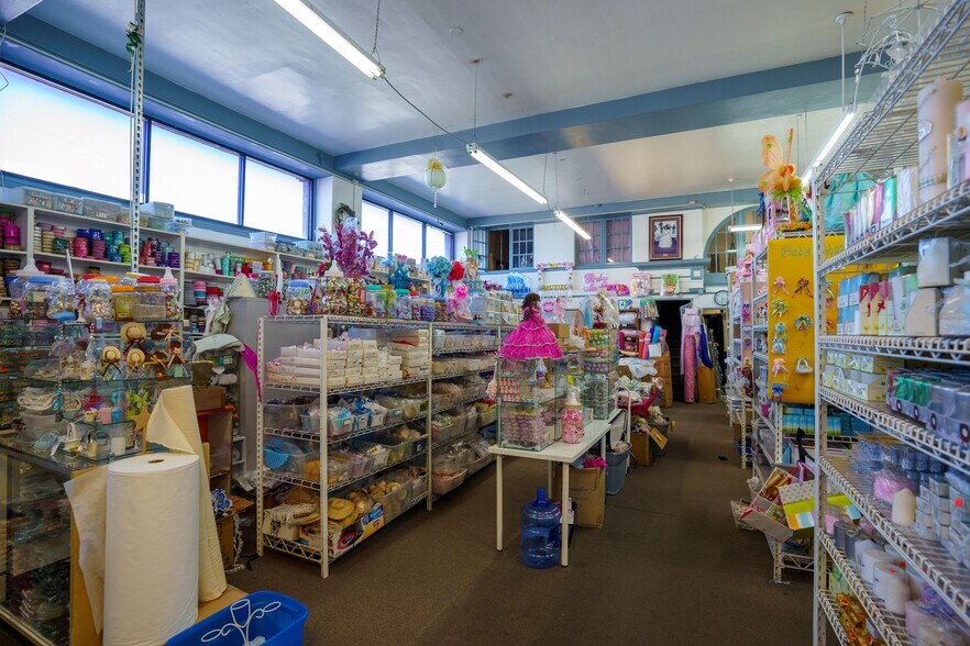 More Photos Of 3947 International Blvd, Oakland Freestanding For Lease