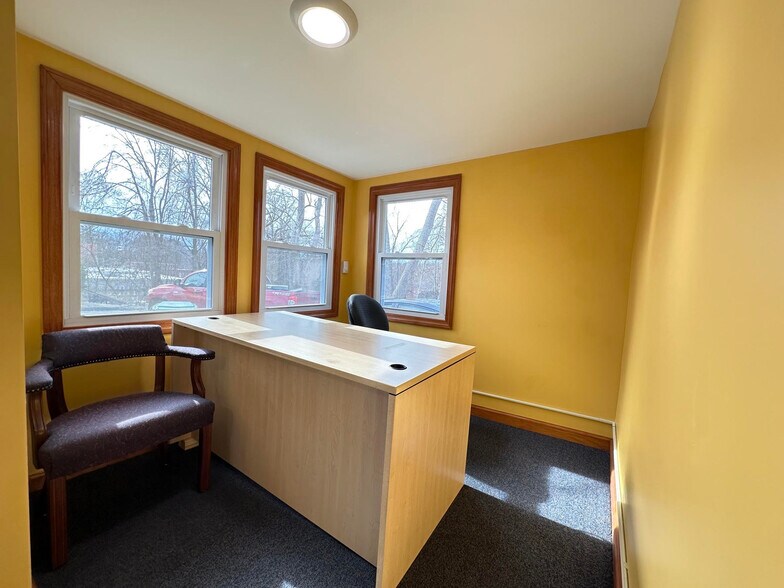 More Photos Of 799 Front St, Chicopee Office For Sale
