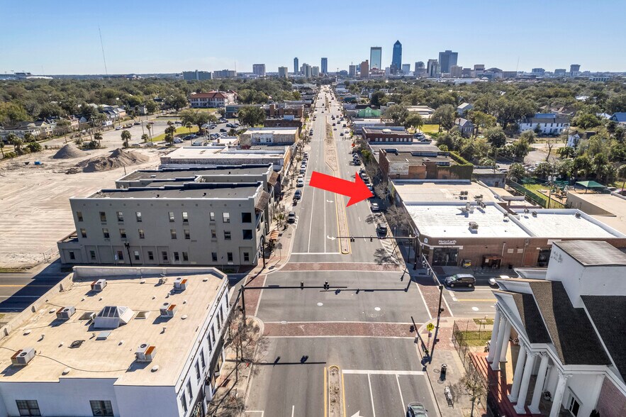 More Photos Of 1740-1744 N Main St, Jacksonville Storefront For Lease