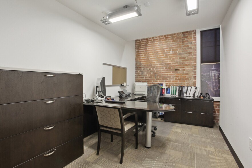 More Photos Of 730 17th St, Denver Office For Sale