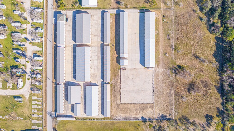 Primary Photo Of 207 27th St, San Leon Self Storage For Sale