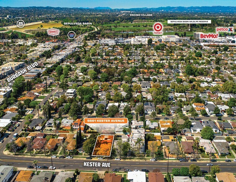 More Photos Of 5661 Kester Ave, Van Nuys Apartments For Sale