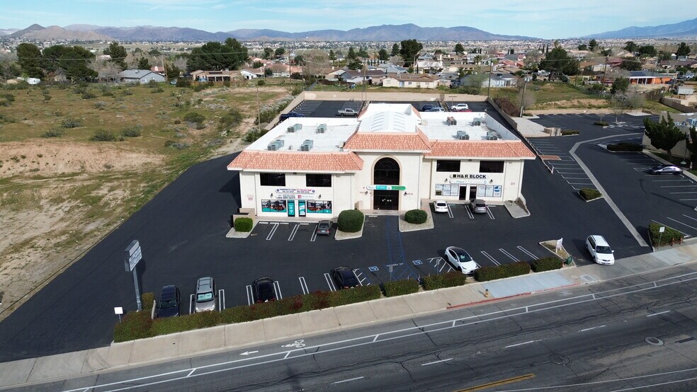 More Photos Of 14075 Hesperia Rd, Victorville Medical For Sale