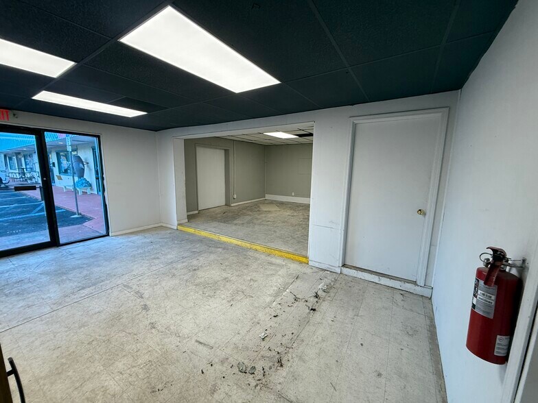 More Photos Of 528 S 8th St, Fernandina Beach Unknown For Lease