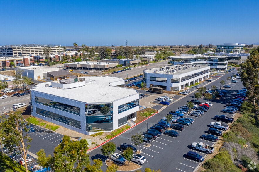 More Photos Of 5675 Ruffin Rd, San Diego Unknown For Lease