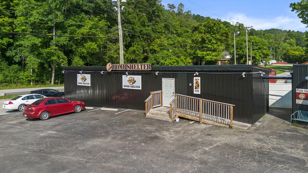 More Photos Of 2134 5th Street Rd, Huntington Restaurant For Sale