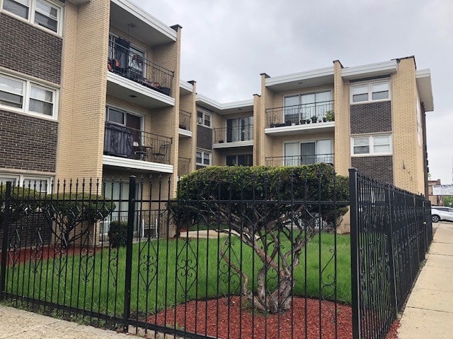 More Photos Of 3202 W 66th Pl, Chicago Apartments For Sale