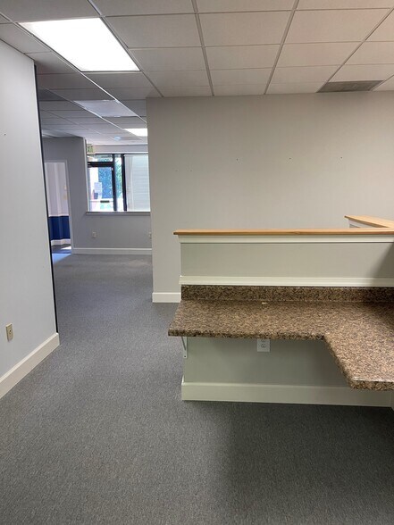 More Photos Of 7524 WB&A Rd, Glen Burnie Office For Lease
