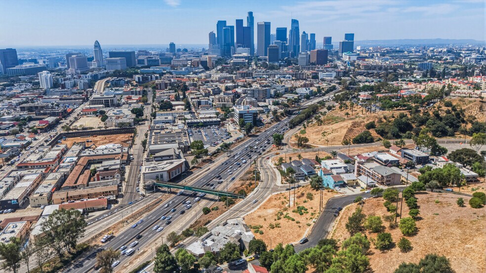 More Photos Of 626 Lookout Dr, Los Angeles Land For Sale