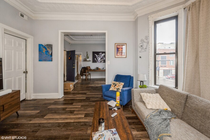 More Photos Of , Chicago General Retail For Sale