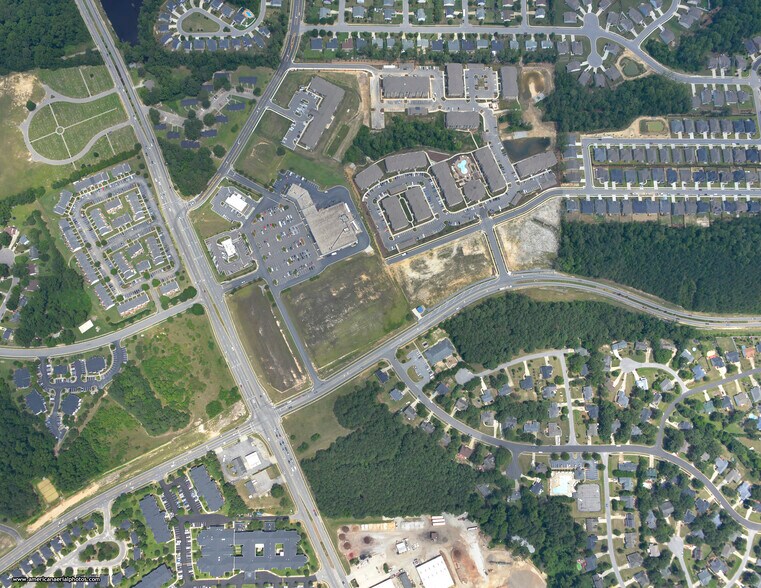 More Photos Of 1508 Broad St, Fuquay Varina Land For Lease