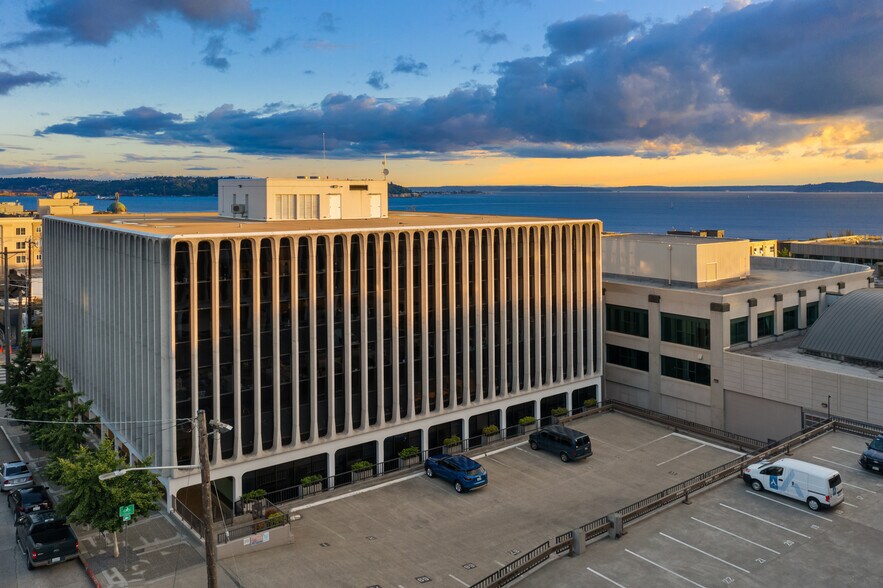 Primary Photo Of 100 W Harrison St, Seattle Office For Lease