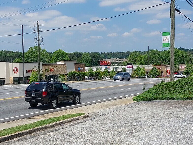 More Photos Of 4844 Lawrenceville Hwy NW, Lilburn Freestanding For Sale