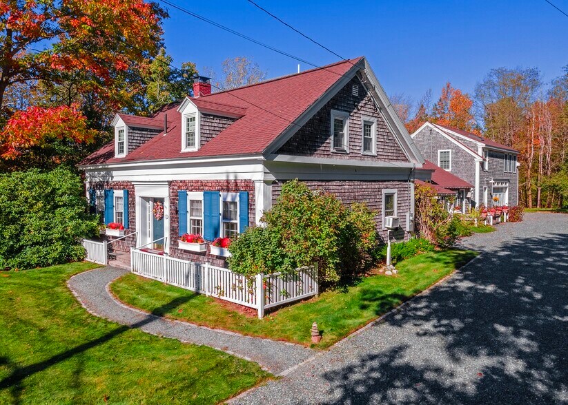 More Photos Of 715 State Highway 3, Bar Harbor Hospitality For Sale