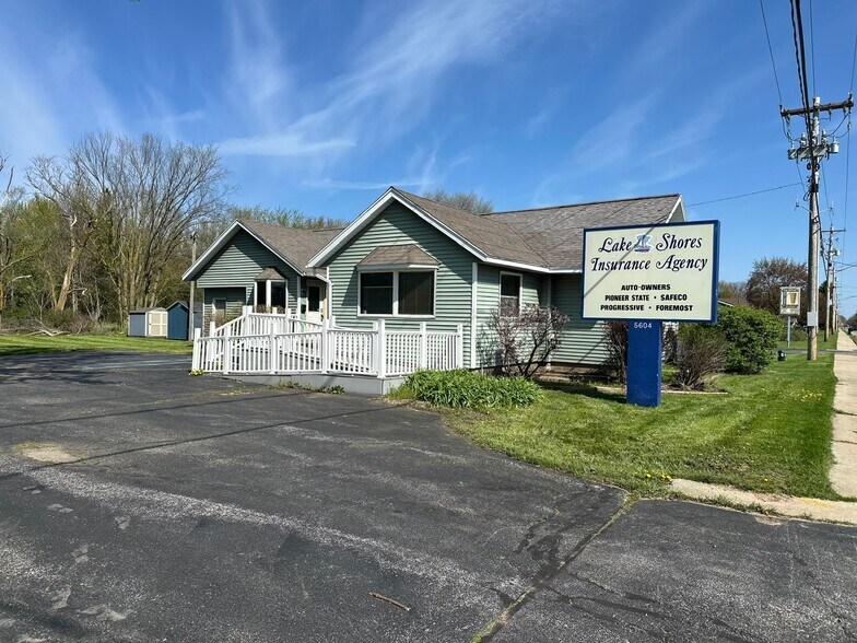 More Photos Of 5604 Cleveland Ave, Stevensville Flex For Sale