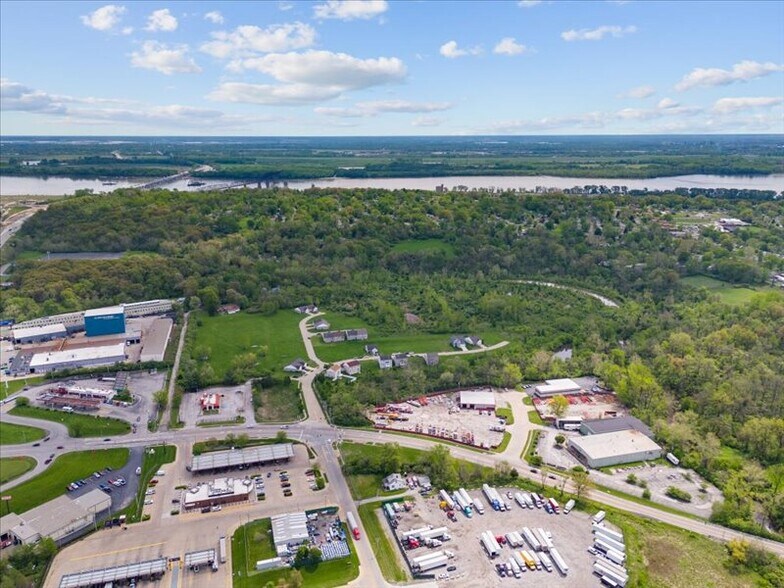 More Photos Of 1098 Belgrove Dr, Saint Louis Land For Sale