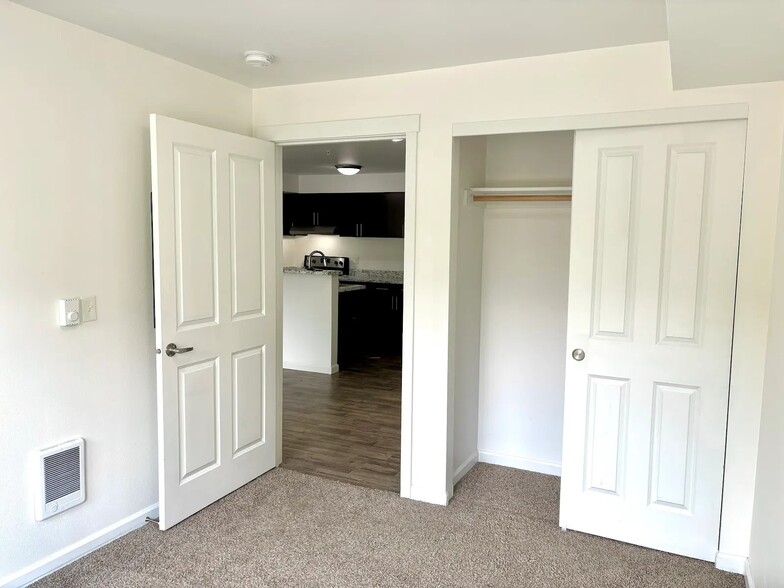 More Photos Of 5811 SE Boise St, Portland Apartments For Sale