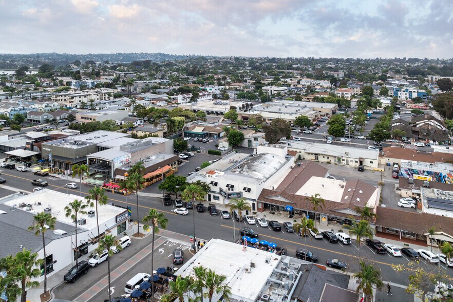 More Photos Of 2808-22 State St, Carlsbad Movie Theatre For Lease