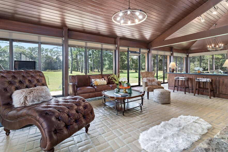 More Photos Of 15815 Highway 105, Sour Lake Specialty For Sale