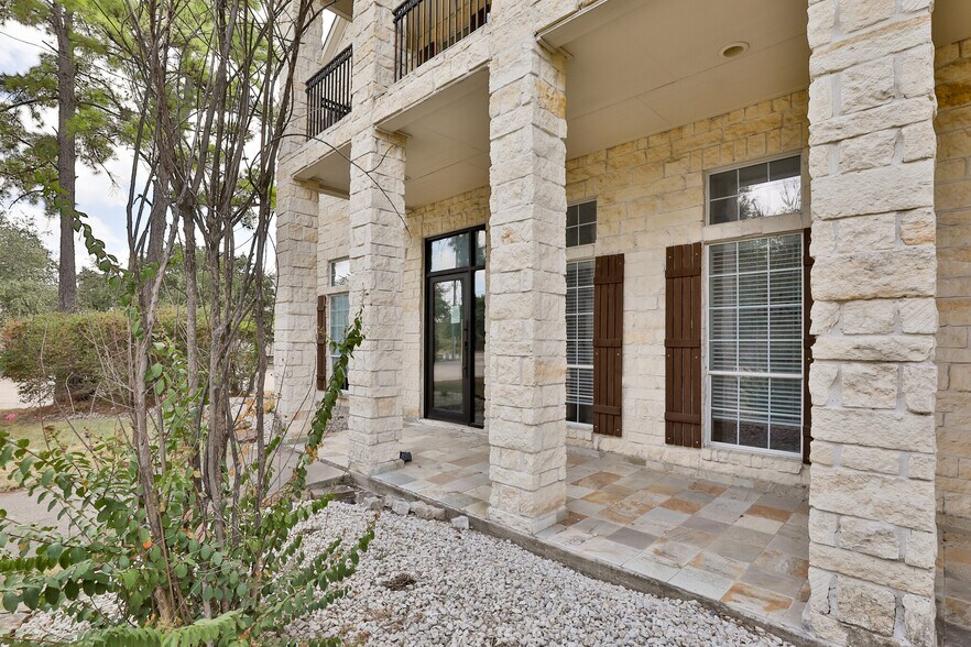 More Photos Of 8125 N Sam Houston Pky W, Houston Medical For Sale