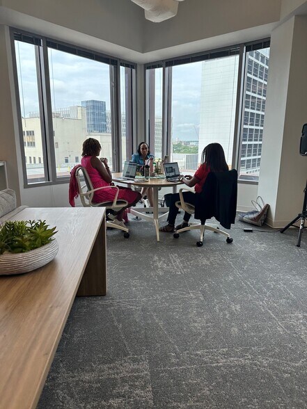More Photos Of 600 Peachtree St NE, Atlanta Coworking Space