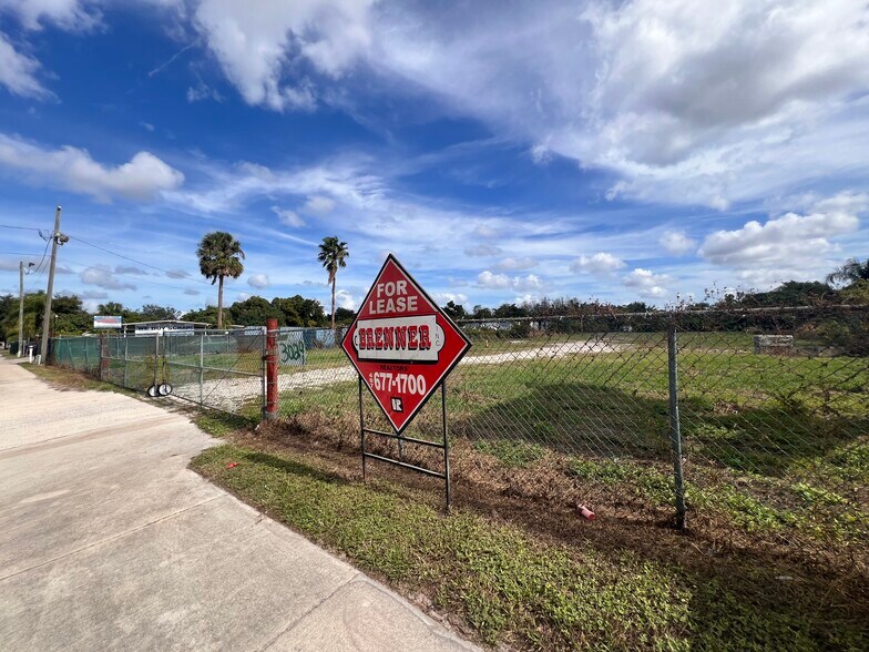 More Photos Of 3029 Forsyth Rd, Winter Park Land For Lease