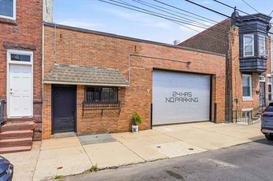 More Photos Of 3110 Memphis St, Philadelphia Warehouse For Sale