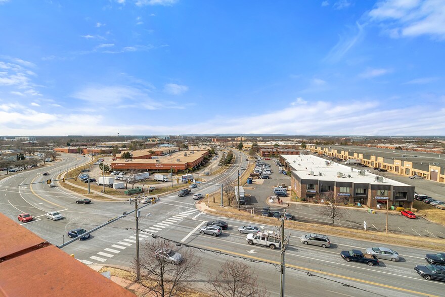 More Photos Of 4221 Walney Rd, Chantilly Office For Lease