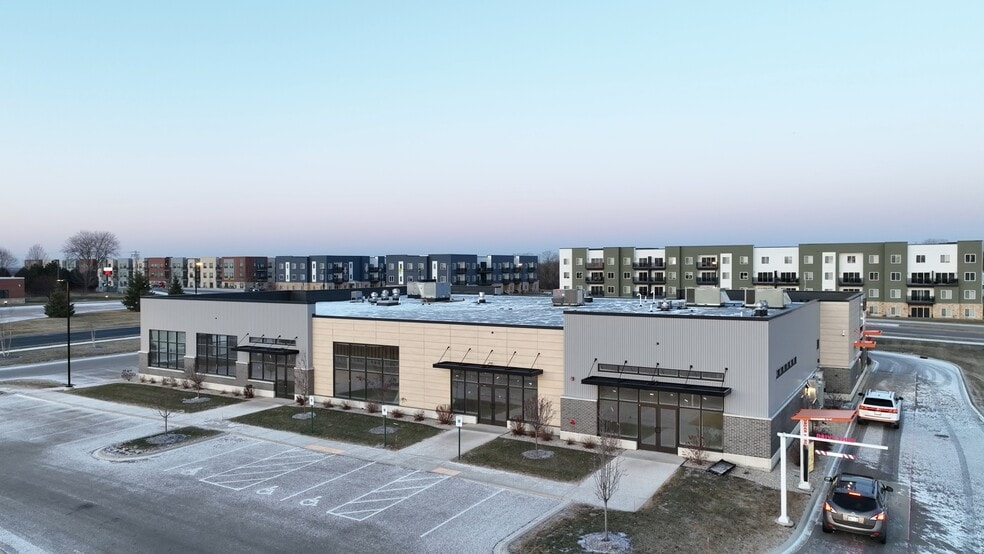 Primary Photo Of 110 Limestone Pass, Cottage Grove Freestanding For Lease