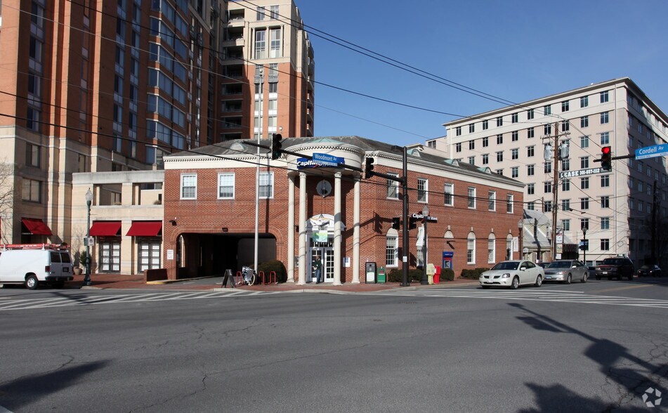 Primary Photo Of 4825 Cordell Ave, Bethesda Bank For Lease