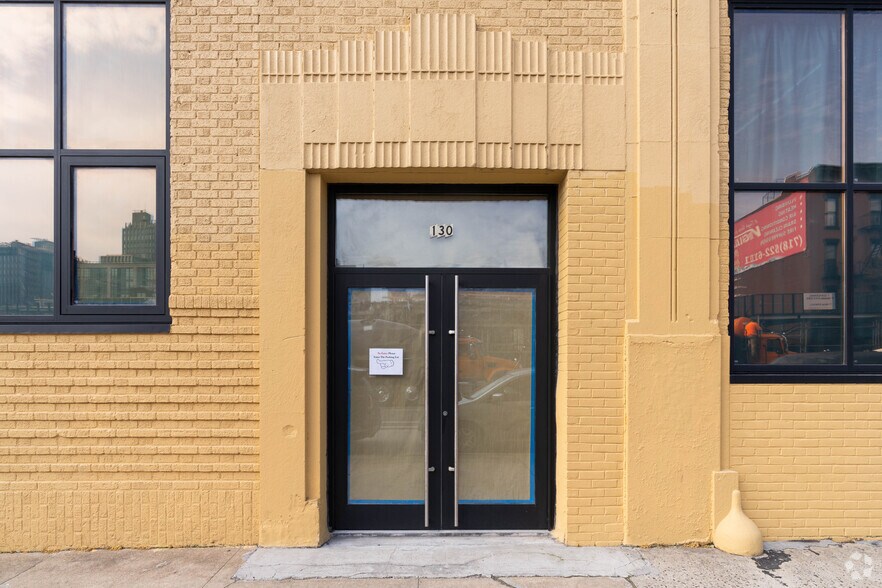 More Photos Of 130 3rd St, Brooklyn Warehouse For Sale